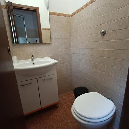 Laura's House דירה